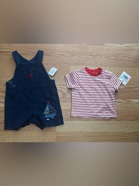 2 boys outfits (size 12 months)